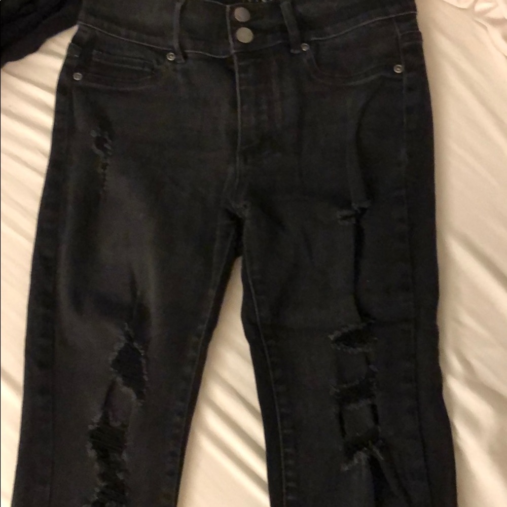 Black ripped jeans